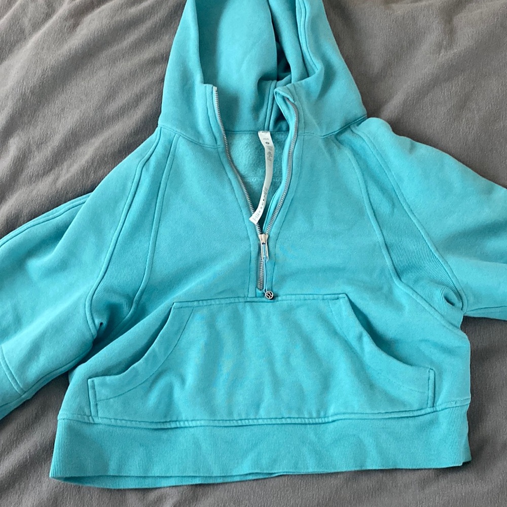 Lululemon scuba hooded half zip